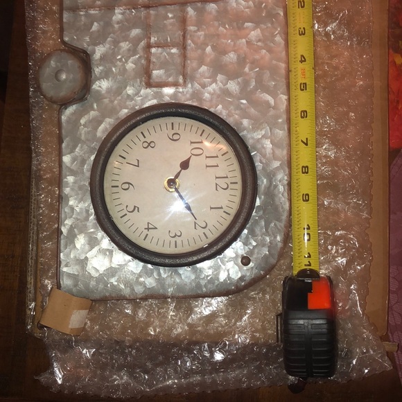 Camper Clock - Picture 6 of 7